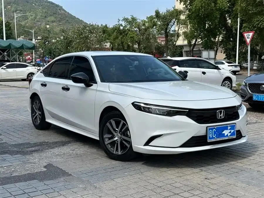 Honda Integra Stylish 2023 240TURBO CVT Technology Edition 2024 — миниатюра 3