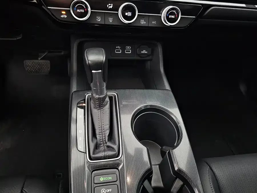 Honda Integra Stylish 2023 240TURBO CVT Deluxe Edition 2024 — миниатюра 4