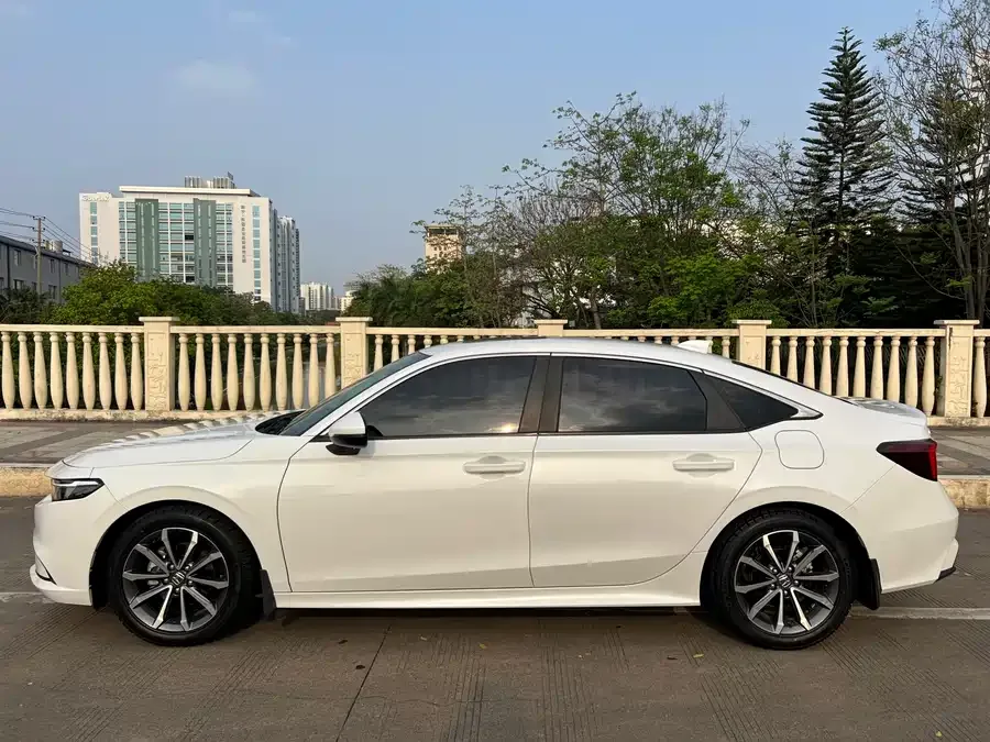 Honda Integra Stylish 2022 240TURBO CVT Technology Edition 2022 — миниатюра 2