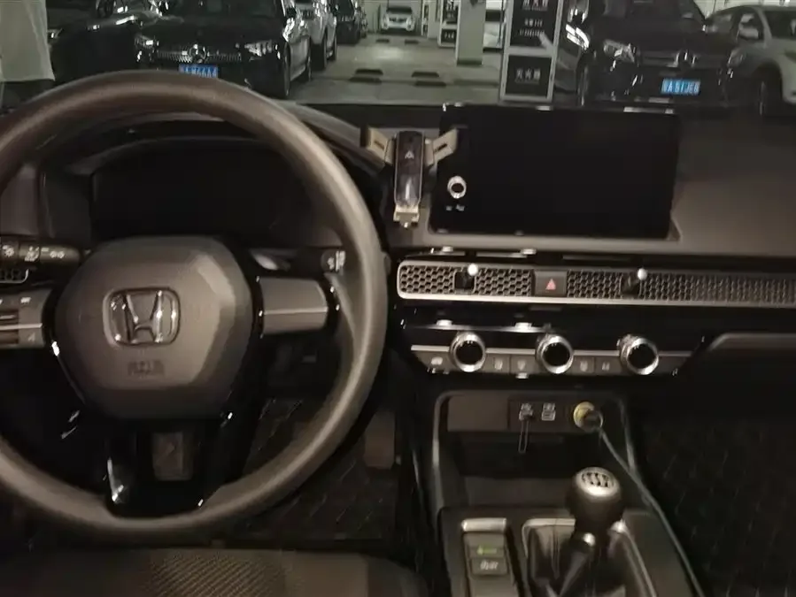 Honda Integra Stylish 2022 240TURBO Manual Exclusive Edition 2022 — миниатюра 4
