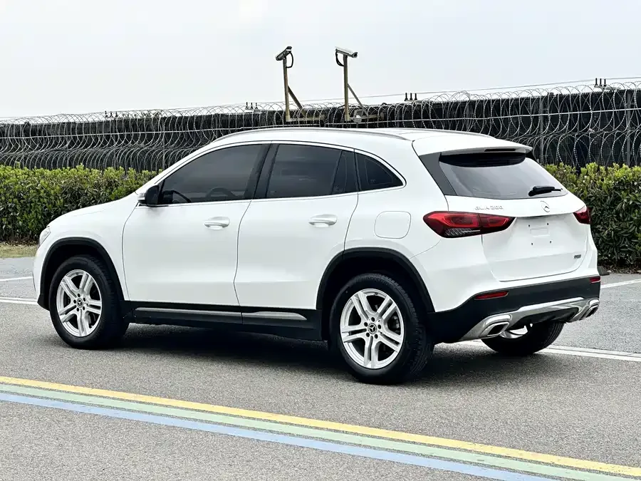 Mercedes-Benz GLA Mercedes-Benz GLA 2022 GLA 200 2022 — миниатюра 2