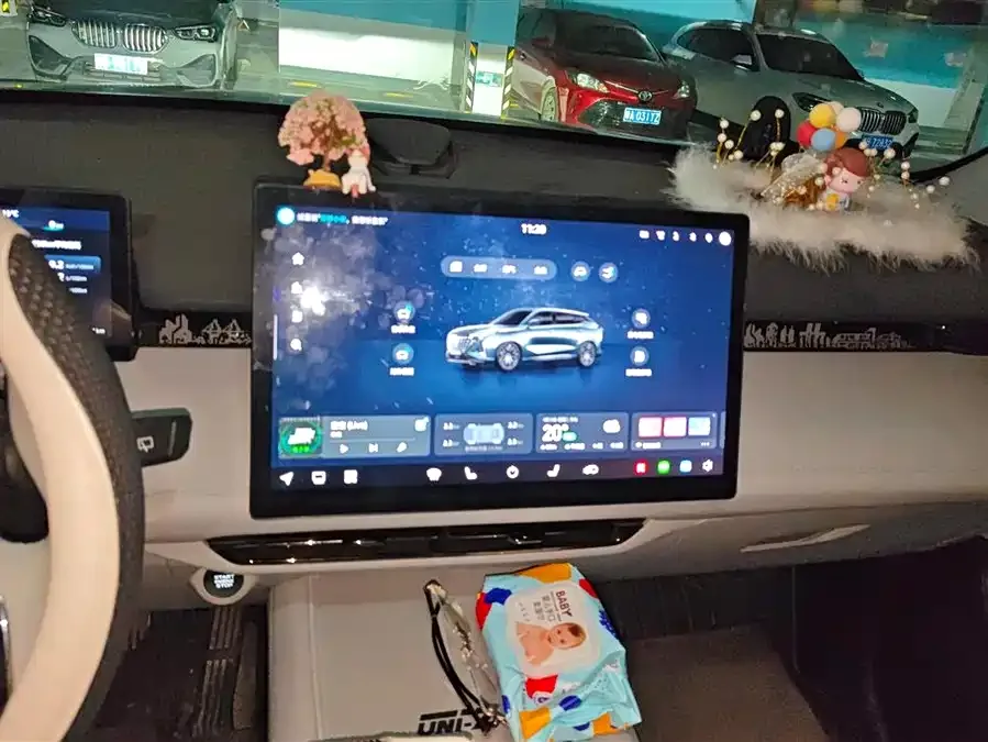 Changan UNI-Z PHEV Changan UNI-Z New Energy 2024 Blue Whale iDD 125km Excellence Edition 2024 — миниатюра 4
