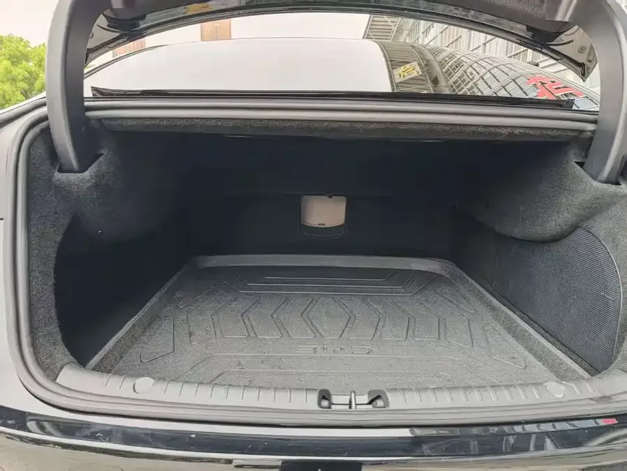 BYD Second-hand Han 2025 DM-i 125KM Premium Edition 2024 — миниатюра 4