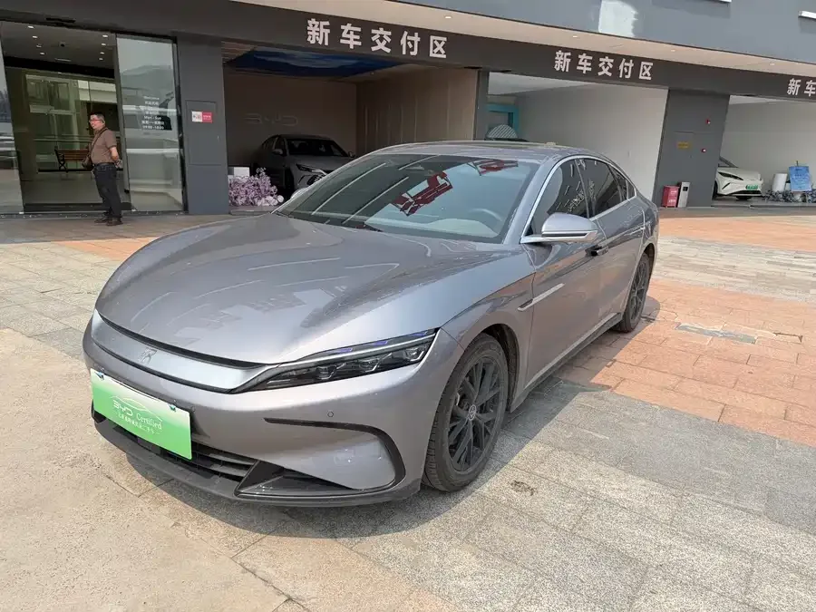 BYD Second-hand Han 2025 DM-i 125KM Elite 2025 — фото 1, купить с доставкой в Москву