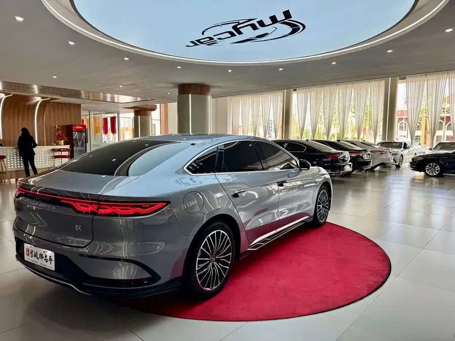 BYD Second-hand Han 2024 EV Honor Edition 506KM Front-wheel Drive Premium 2024 — миниатюра 2