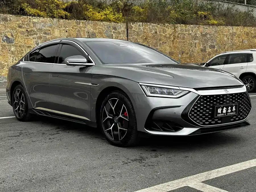 BYD Second-hand Han 2022 DM-i 242KM Flagship 2023 — миниатюра 3