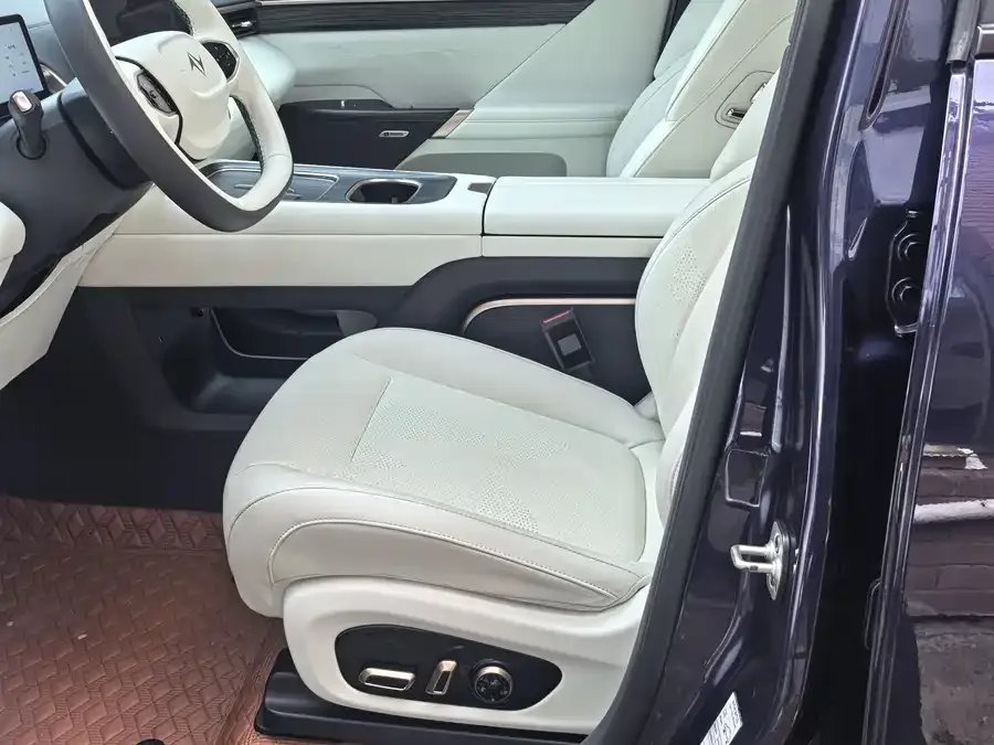 Dongfeng e008 e008 2024 636Max pure electric version 6 seats 2024 — миниатюра 2