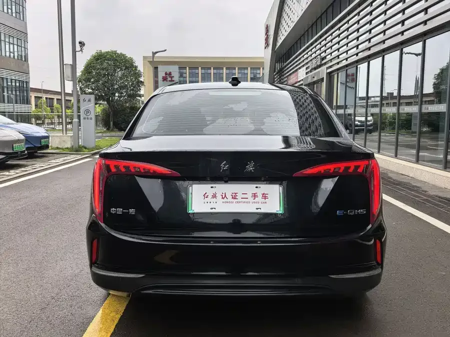 Hongqi E-QM5 Hongqi E-QM5 2024 500km Travel Edition 2024 — миниатюра 4