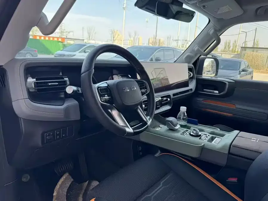 BAIC BJ40 Beijing Off-road BJ40 2024 2.0D New Blade Hero Crosser 2025 — миниатюра 2