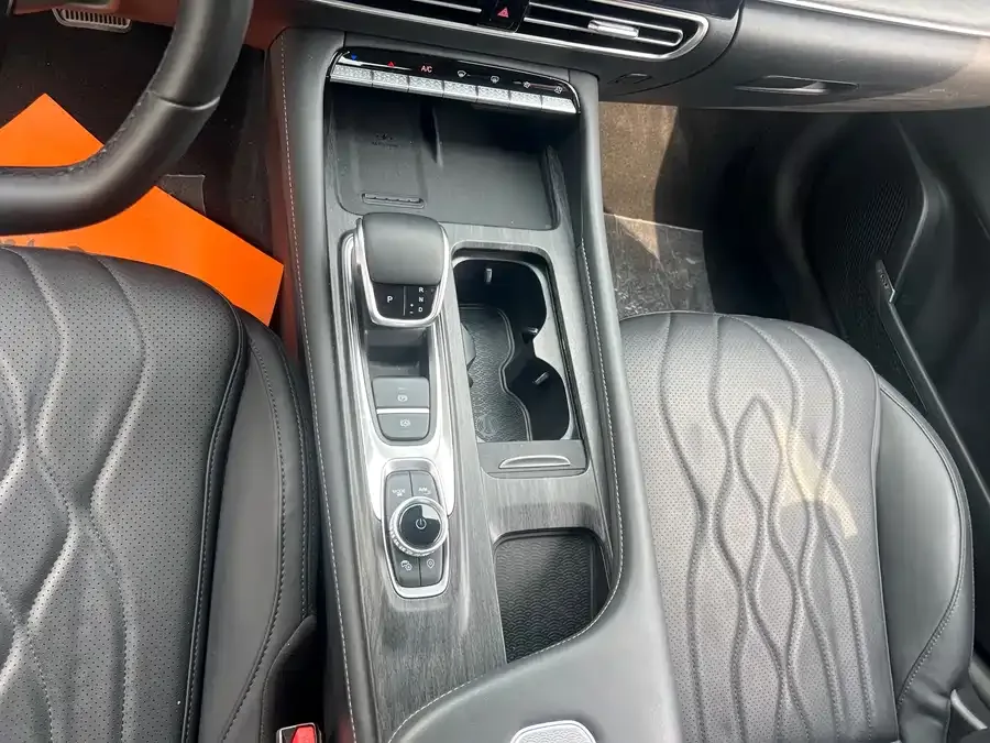 Chery Arrizo 8 PRO Chery Arrizo 8 PRO 2025 1.6T DCT Luxury Edition 2025 — миниатюра 3