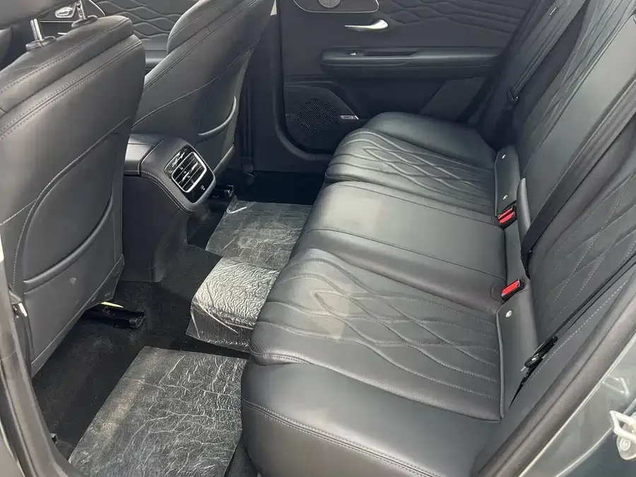 Chery Arrizo 8 PRO Chery Arrizo 8 PRO 2025 1.6T DCT Luxury Edition 2025 — миниатюра 4