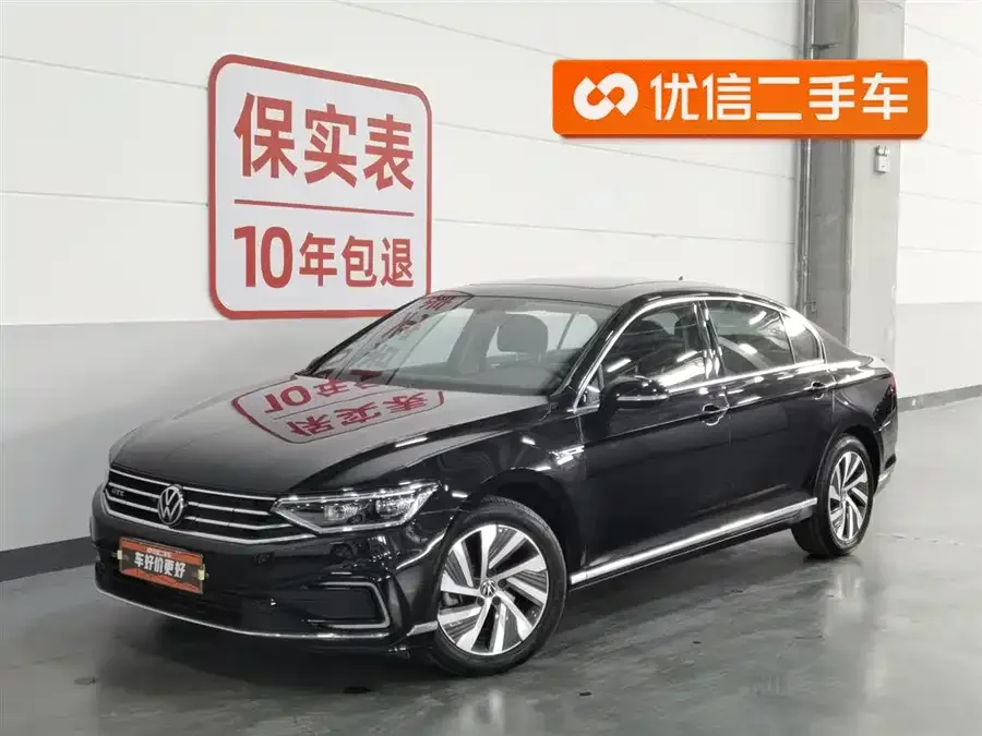 Volkswagen Magotan GTE plug-in hybrid Magotan GTE plug-in hybrid 2022 GTE luxury model 2023 — фото 1, купить с доставкой в Москву