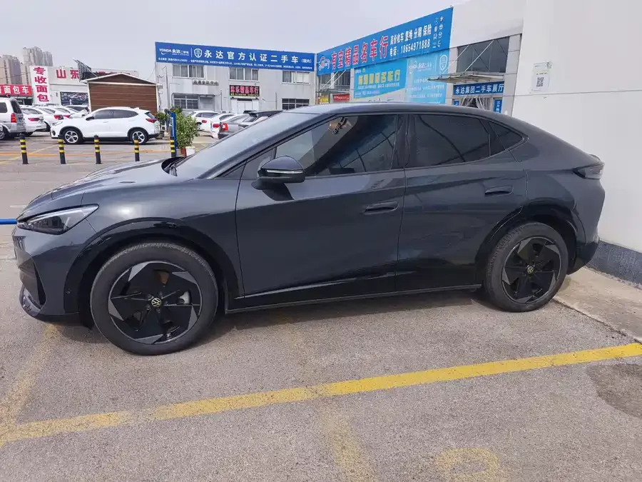 Volkswagen ID. UNYX Yuzhong06 2024 Pro Long-endurance Edition 2025 — миниатюра 3