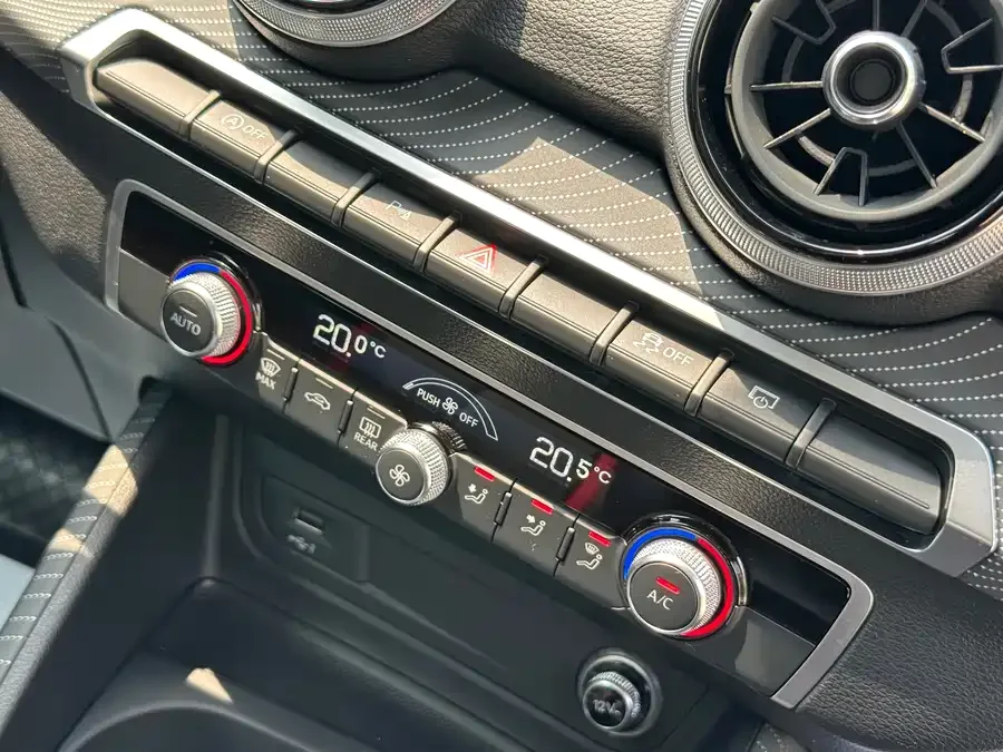 Audi Q2L 2024 35TFSI Luxury Dynamic Edition 2024 — миниатюра 2