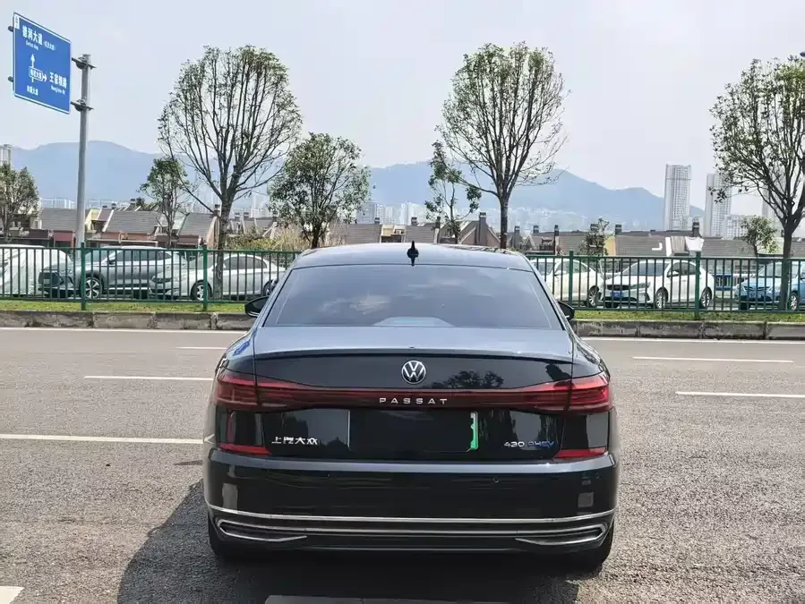 Volkswagen Passat New Energy Passat New Energy 2022 430PHEV Hybrid Business Edition 2022 — миниатюра 2