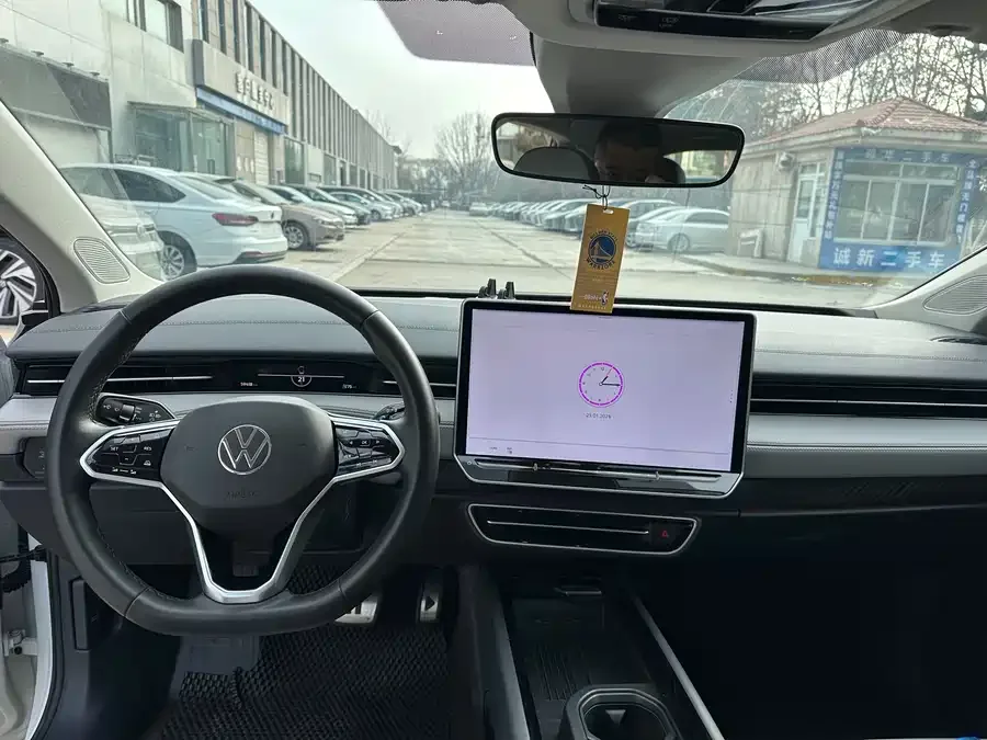 Volkswagen ID.7 VIZZION Volkswagen ID.7 VIZZION 2024 AIR 2024 — миниатюра 4