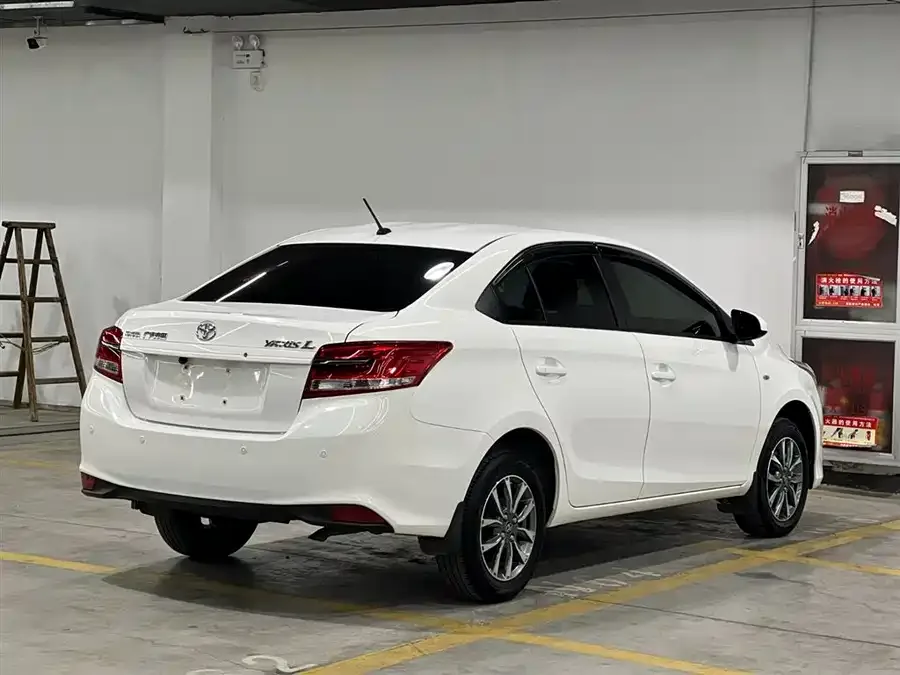 Toyota YARiS L Enjoy YARiS L enjoys the 2022 1.5L CVT leading PLUS version 2022 — миниатюра 2