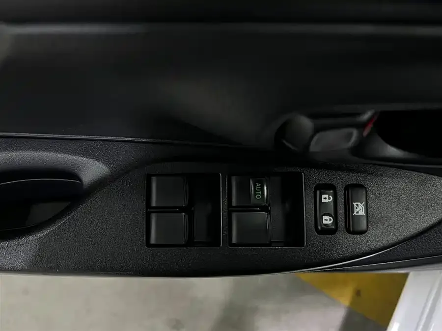 Toyota YARiS L Enjoy YARiS L enjoys the 2022 1.5L CVT leading PLUS version 2022 — миниатюра 3