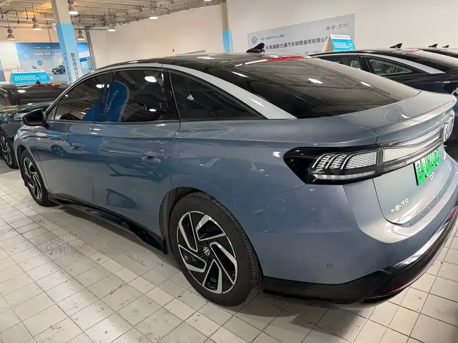Volkswagen ID.7 VIZZION Volkswagen ID.7 VIZZION 2024 PRO 2024 — миниатюра 2