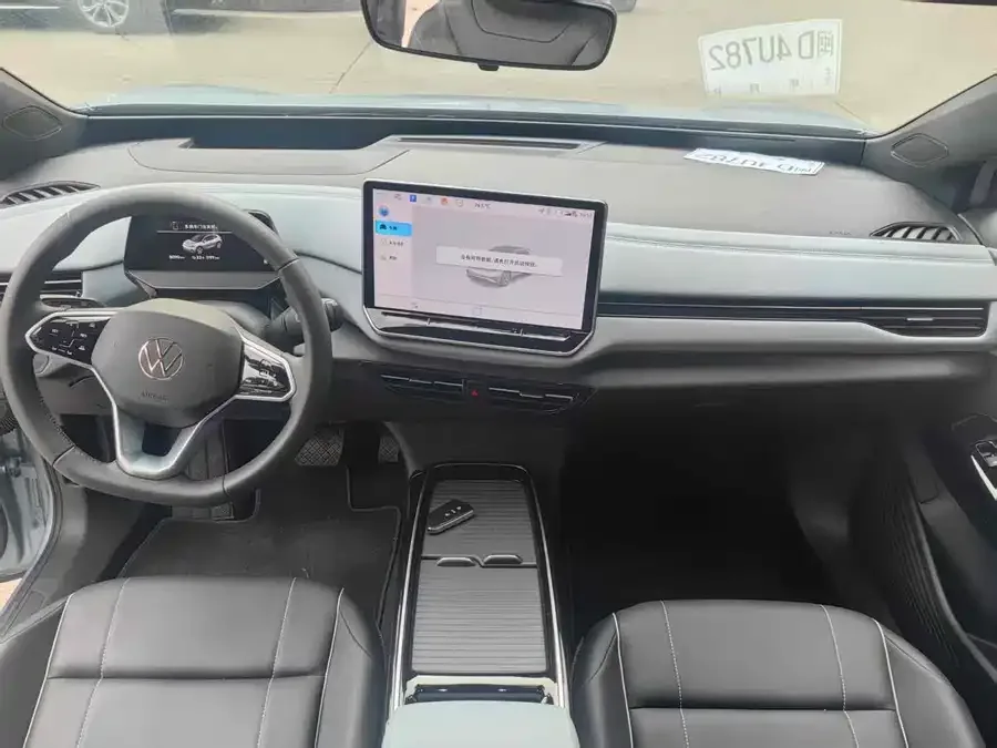 Volkswagen ID.4 X ID.4 X 2025 Smart Edition Pure Smart Edition 2024 — миниатюра 2