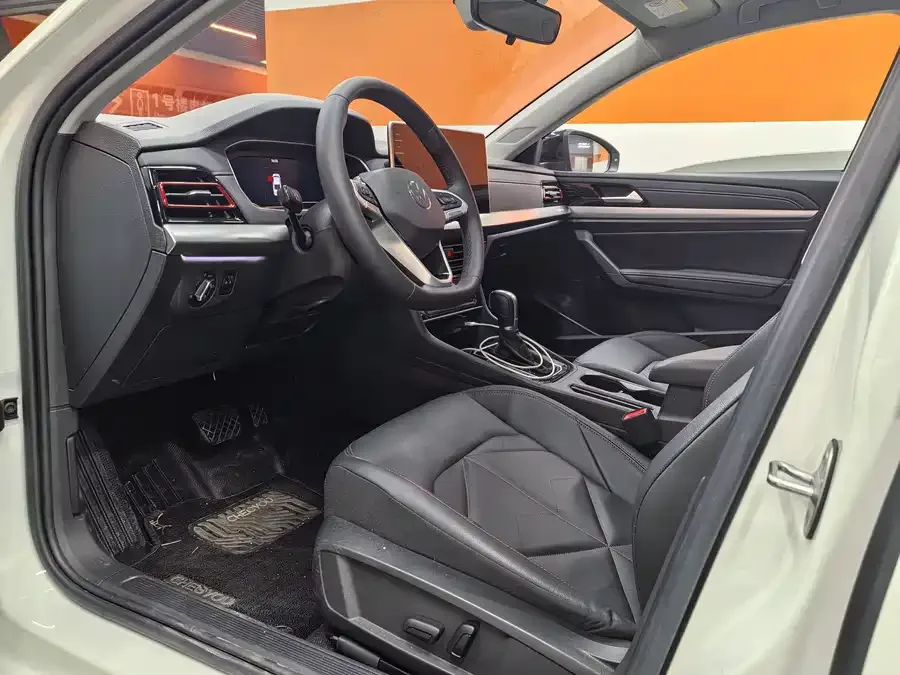 Volkswagen Lavida 2026 Volkswagen Lavida 300TSI DSG Starry Sky Leading Edition 2026 — миниатюра 2
