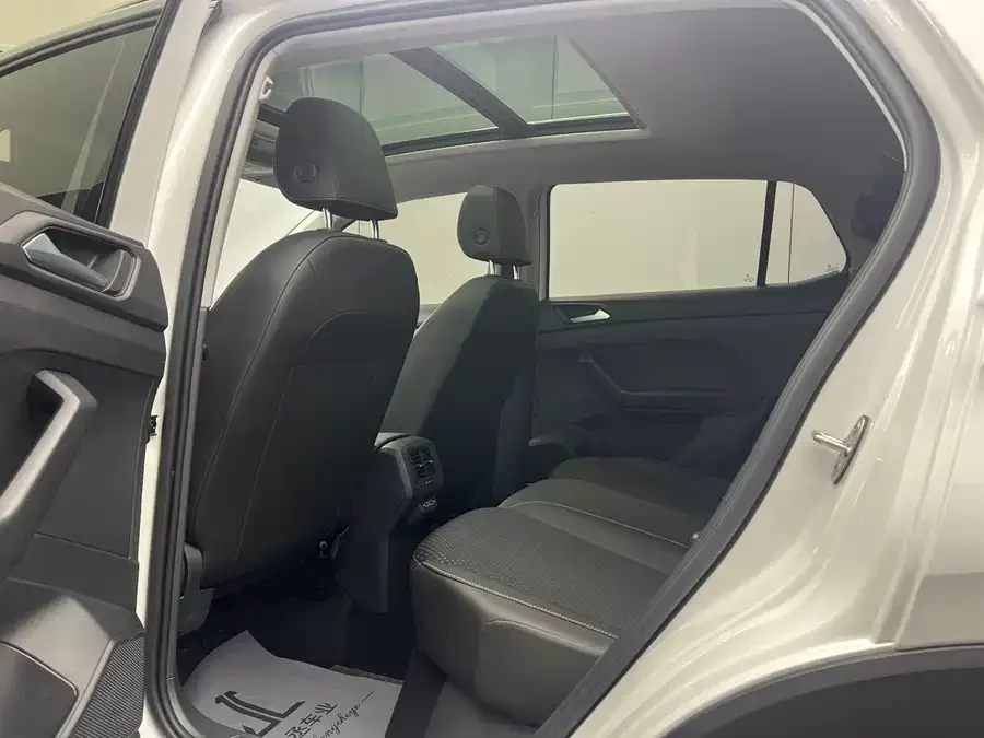 Volkswagen Tacqua Tanying 2021 1.5L automatic smart connected version 2022 — миниатюра 3