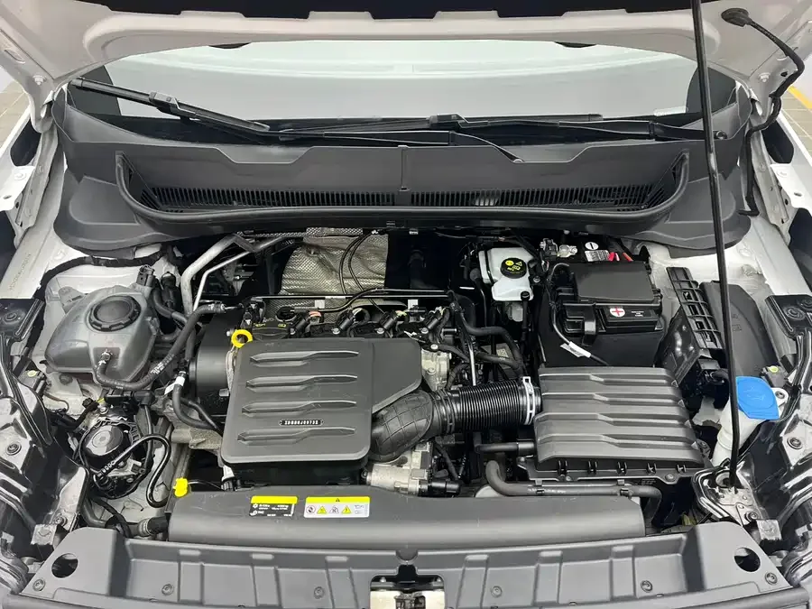 Volkswagen Tacqua Tanying 2021 1.5L automatic smart connected version 2022 — миниатюра 5