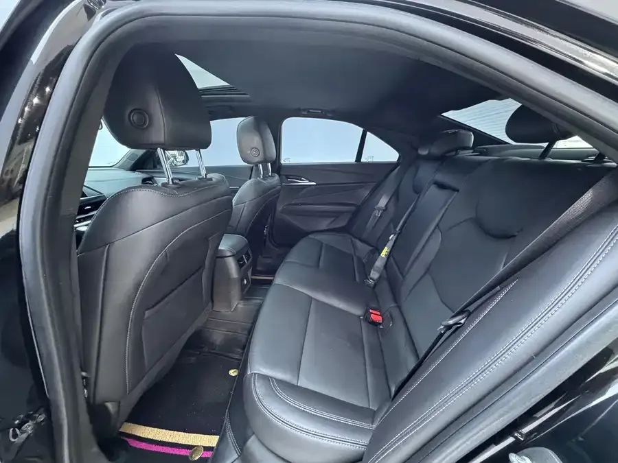 Cadillac CT4 2022 28T luxury model 2022 — миниатюра 4