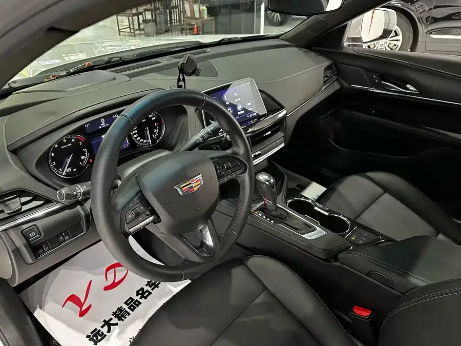 Cadillac CT4 2023 25T Fashion Edition 2023 — миниатюра 2