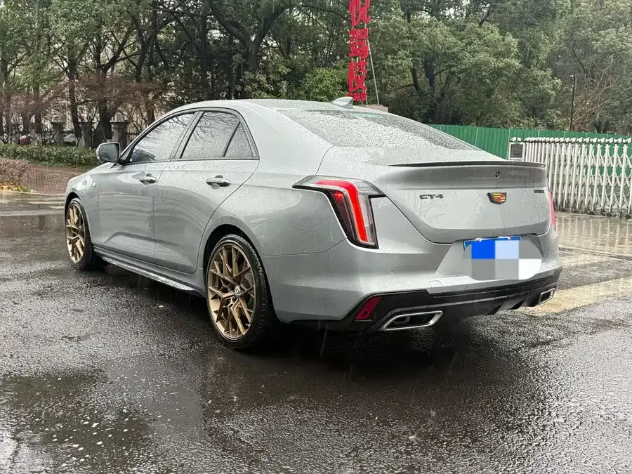 Cadillac CT4 2023 25T Luxury Edition 2023 — миниатюра 4