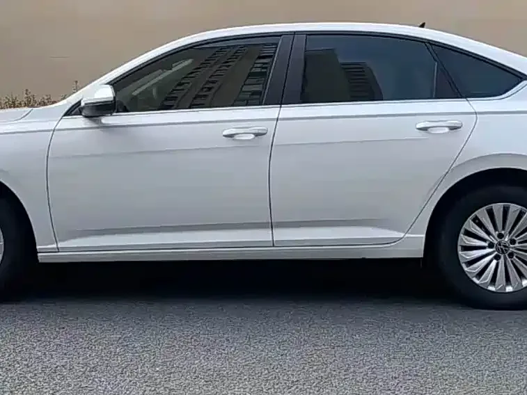 Volkswagen Lavida Lavida 2022 1.5L Automatic Comfort Edition 2022 — миниатюра 5