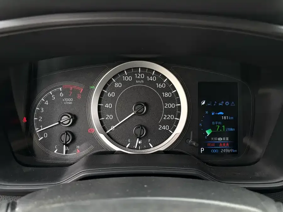 Toyota Levin 2022 Lelink 185T CVT Sports Edition 2022 — миниатюра 4