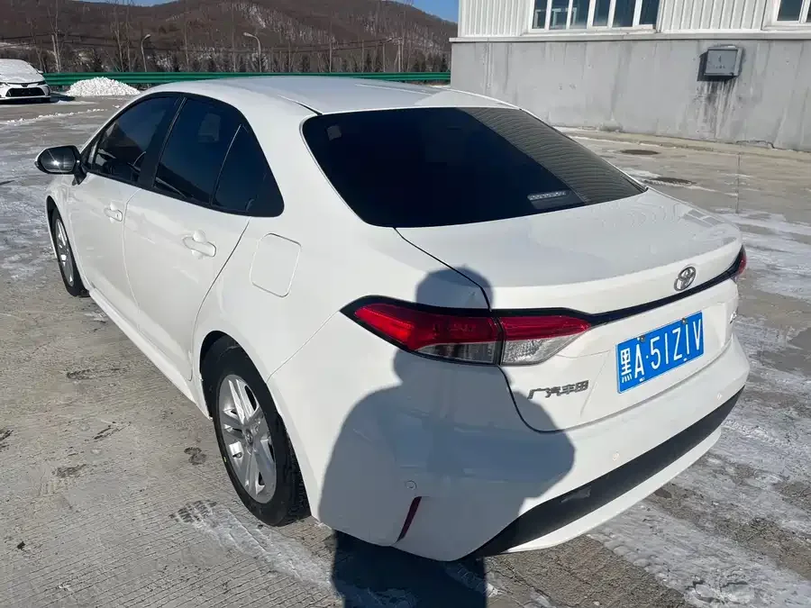 Toyota Levin 2022 Levin TNGA 1.5L CVT Leading Edition 2022 — миниатюра 2