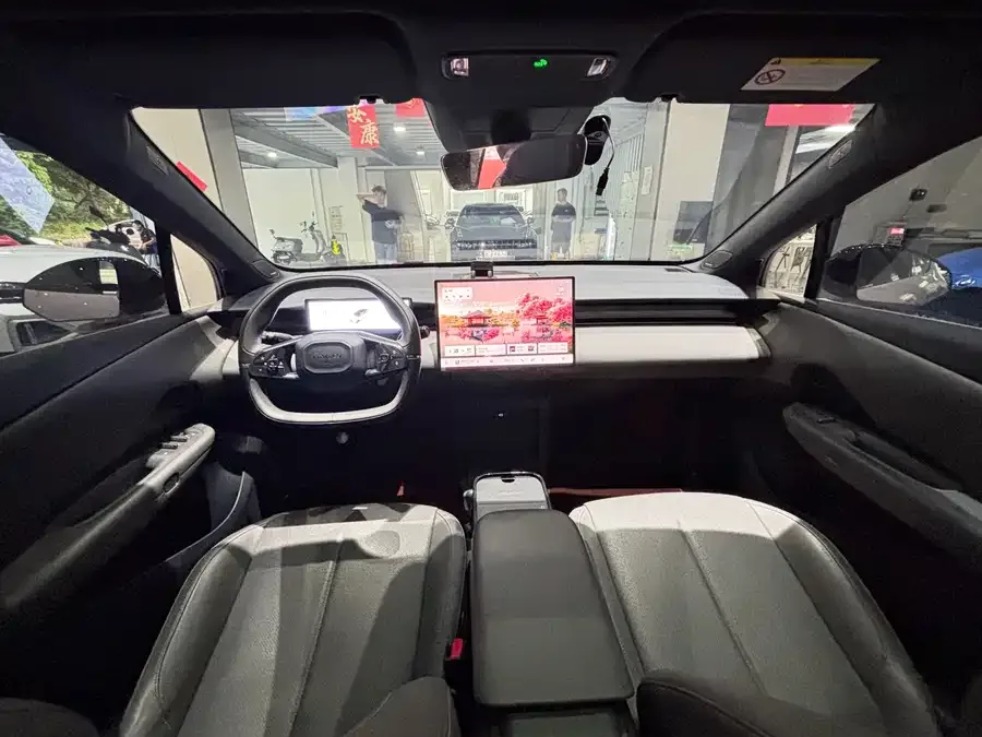Lynk & Co Z20 Lynk & Co Z20 2025 530km RWD Pro 2025 — миниатюра 4