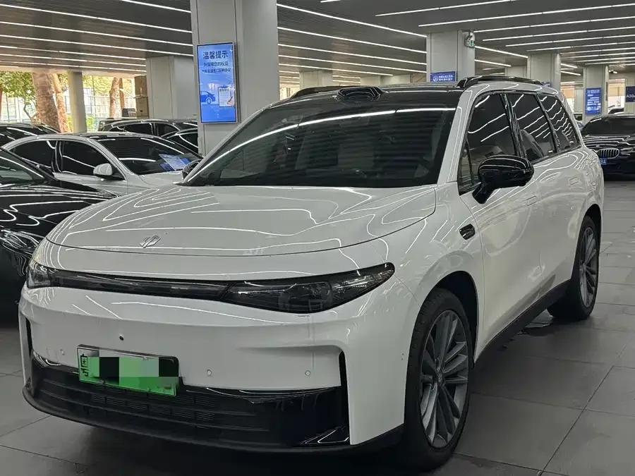 Leapmotor C16 Leapmotor C16 2024 Extended Range 200 LiDAR Edition 2024 — фото 1, купить с доставкой в Москву