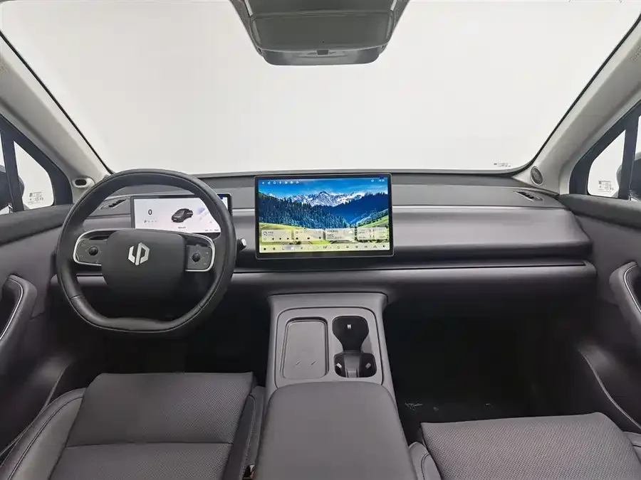 Leapmotor C10 Leapmotor C10 2024 210 Smart Edition 2025 — миниатюра 2