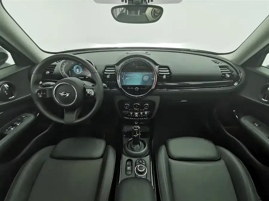 MINI CLUBMAN MINI CLUBMAN 2023 1.5T COOPER Classic 2023 — миниатюра 2
