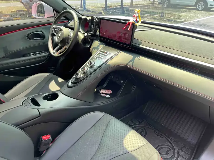 ORA lightning cat ORA Lightning Cat 2024 Dark Night Edition 555km Premium Edition 2024 — миниатюра 5