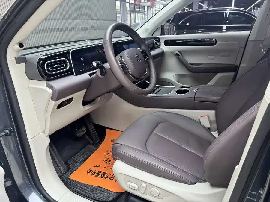 Leapmotor C11 Leapmotor C11 2023 Extended Range 200 Comfort Edition 2024 — миниатюра 3