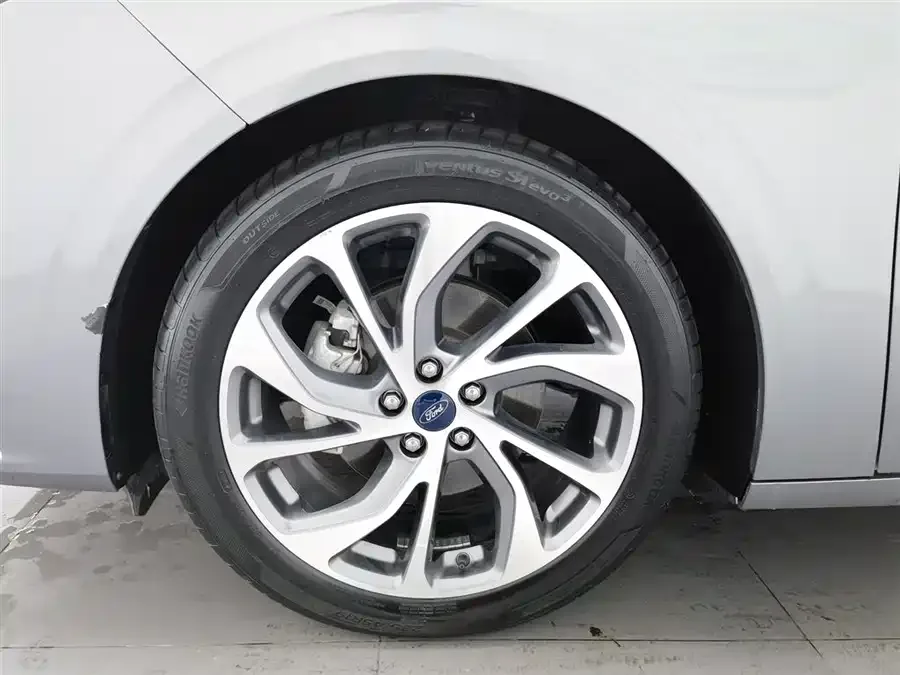 Ford Mondeo Mondeo 2022 EcoBoost 245 Extreme Edition 2022 — миниатюра 5