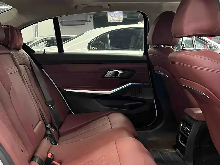 BMW 3 series BMW 3 Series 2023 320Li M Sport Package 2023 — миниатюра 5