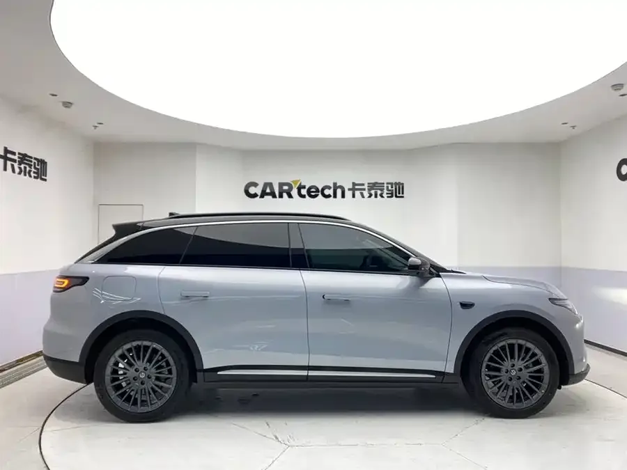 Leapmotor C11 Leapmotor C11 2024 Extended Range 300 Premium Edition 2025 — миниатюра 2