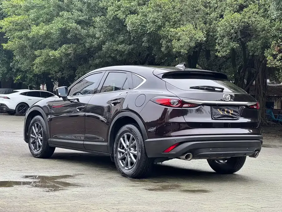 Mazda CX-4 2021 2.0L Automatic 2WD Blue Sky Vitality Edition 2023 — миниатюра 3