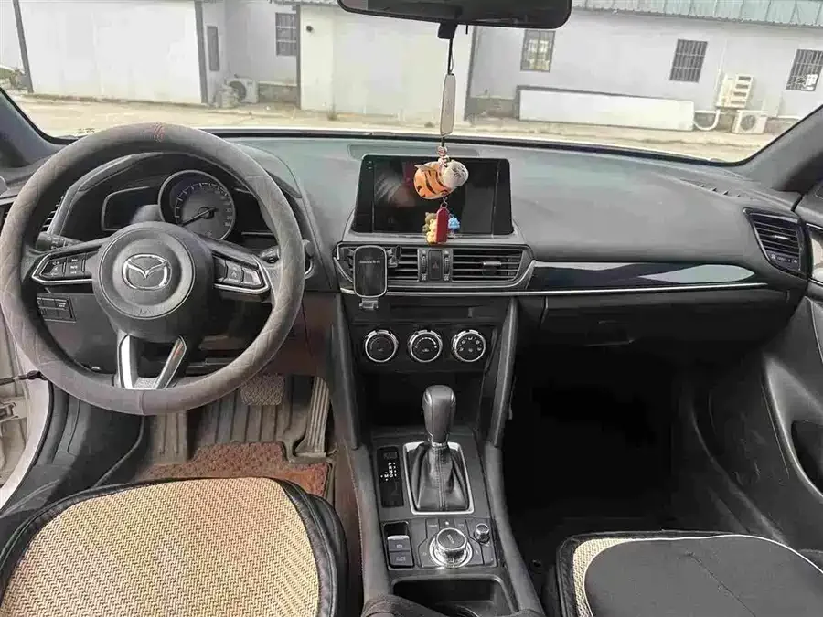 Mazda CX-4 2021 2.0L Automatic 2WD Blue Sky Vitality Edition 2022 — миниатюра 2