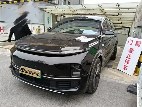 Li Xiang L8 2025 купить в Москве
