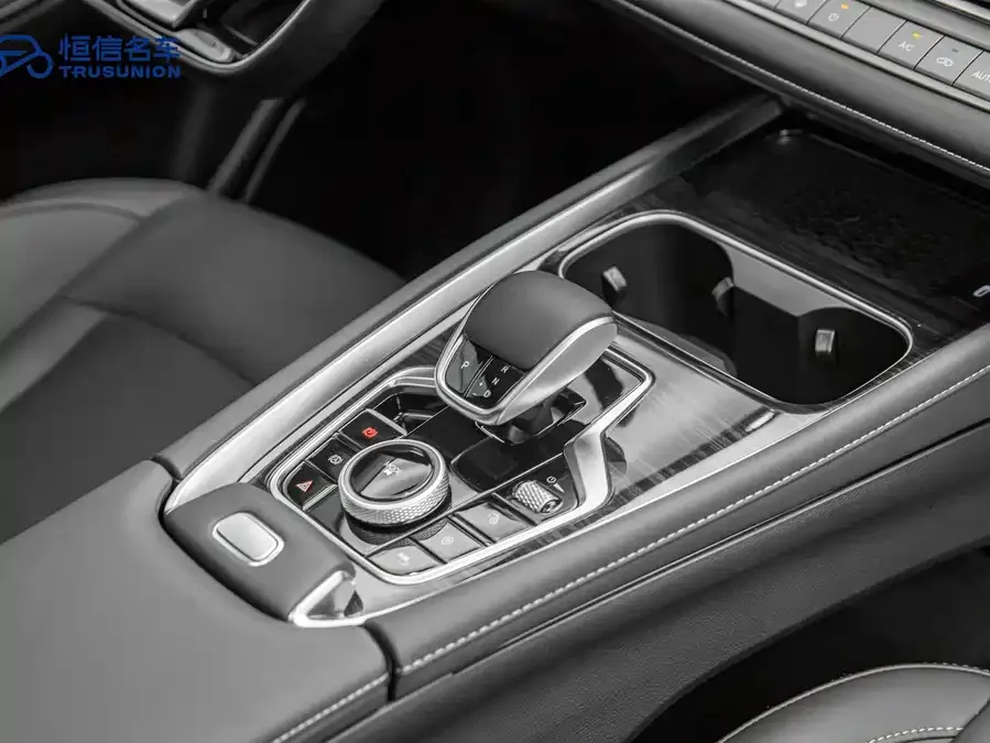 Chery Tiggo 8 PRO Chery Tiggo 8 PRO 2025 290T 2WD Luxury+ 2025 — миниатюра 5
