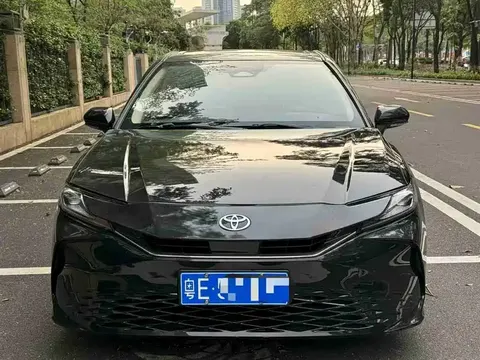 Toyota Camry 2024 купить в Москве