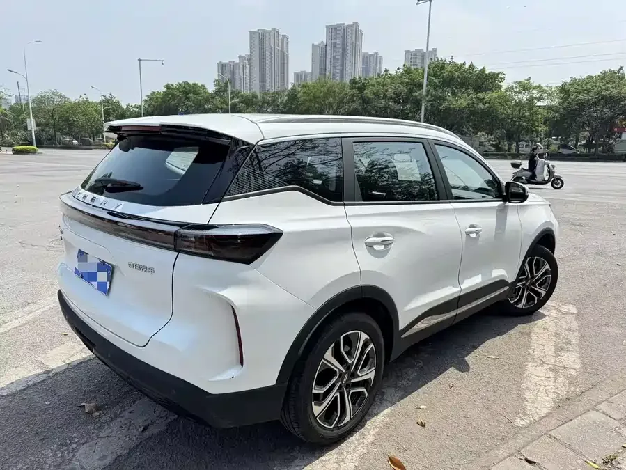 Chery Tiggo 7 PLUS Tiggo 7 PLUS 2025 1.6TGDI DCT Luxury Edition 2025 — миниатюра 2