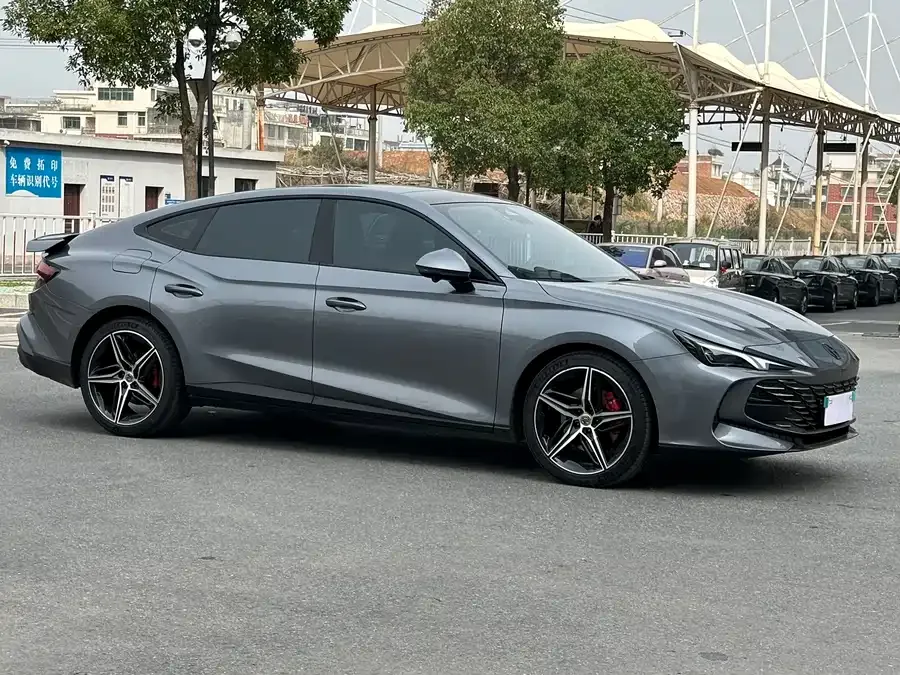 MG 7 MG7 2023 2.0T Automatic Trophy+ Exciting Edition 2024 — миниатюра 3