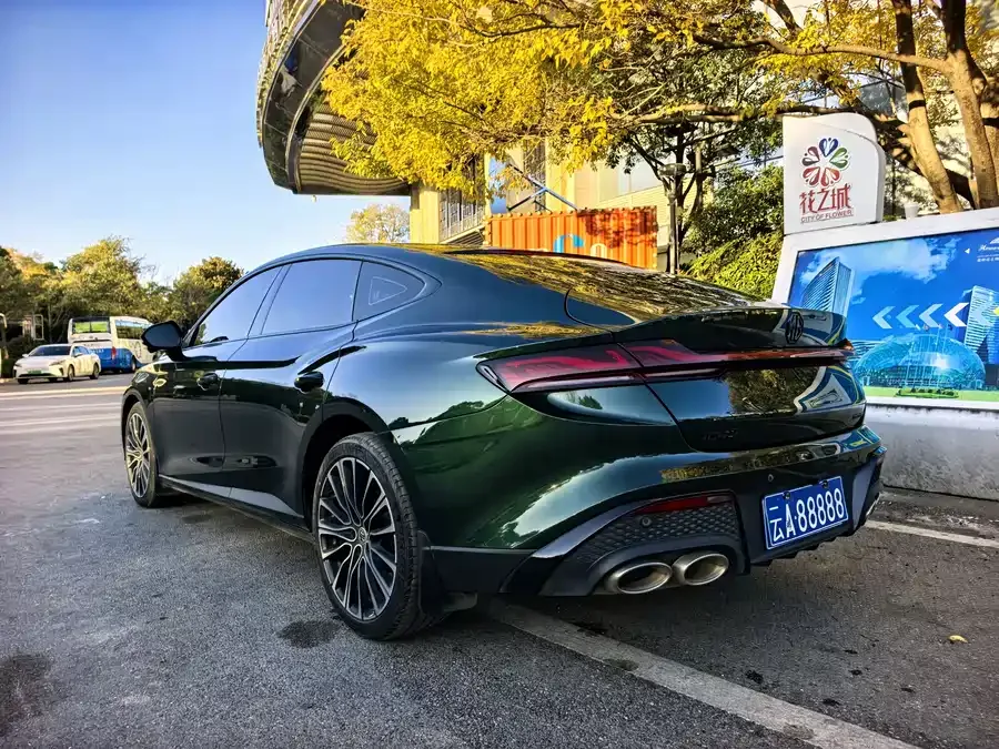 MG 7 MG7 2023 2.0T Automatic Beauty Hunter Premium Edition 2023 — миниатюра 3